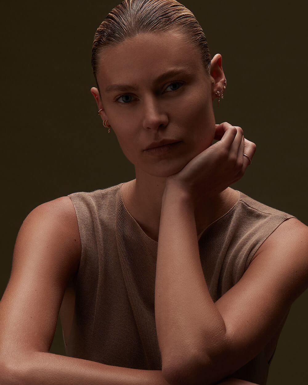 THREE DOT STUDS (GOLD) - IMAGE 3
