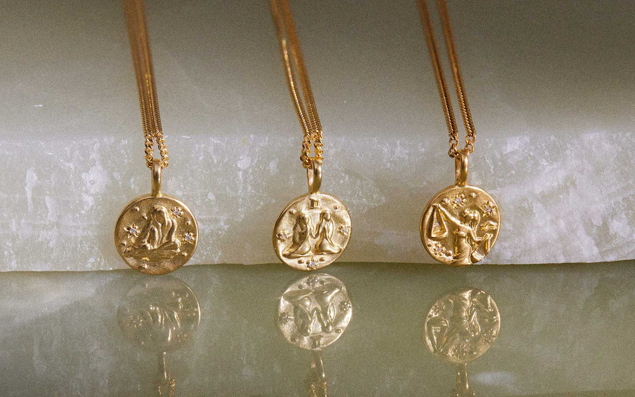 GEMINI PETITE ZODIAC NECKLACE (18K GOLD VERMEIL)