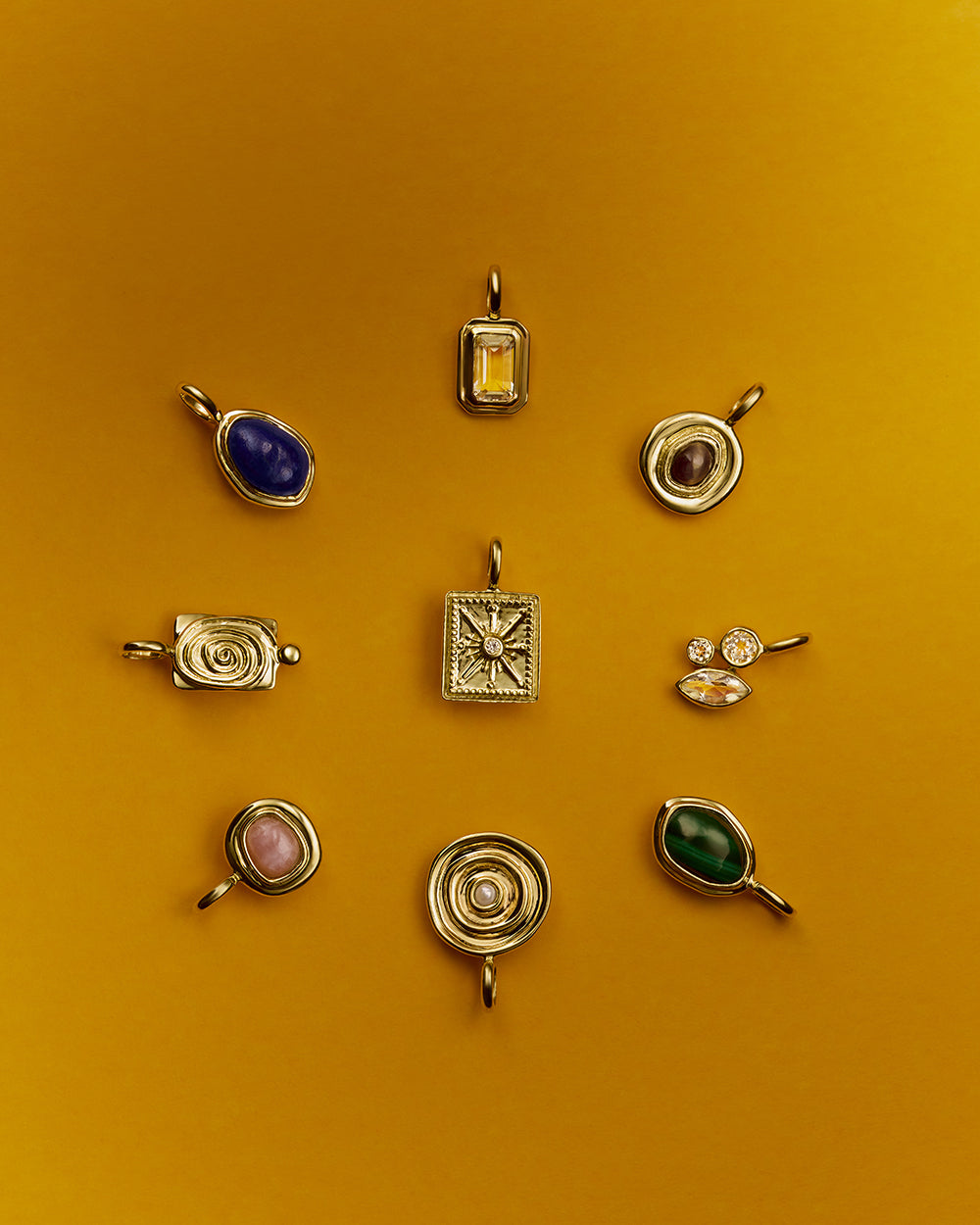 LUMINOUS MALACHITE CHARM (9K GOLD)