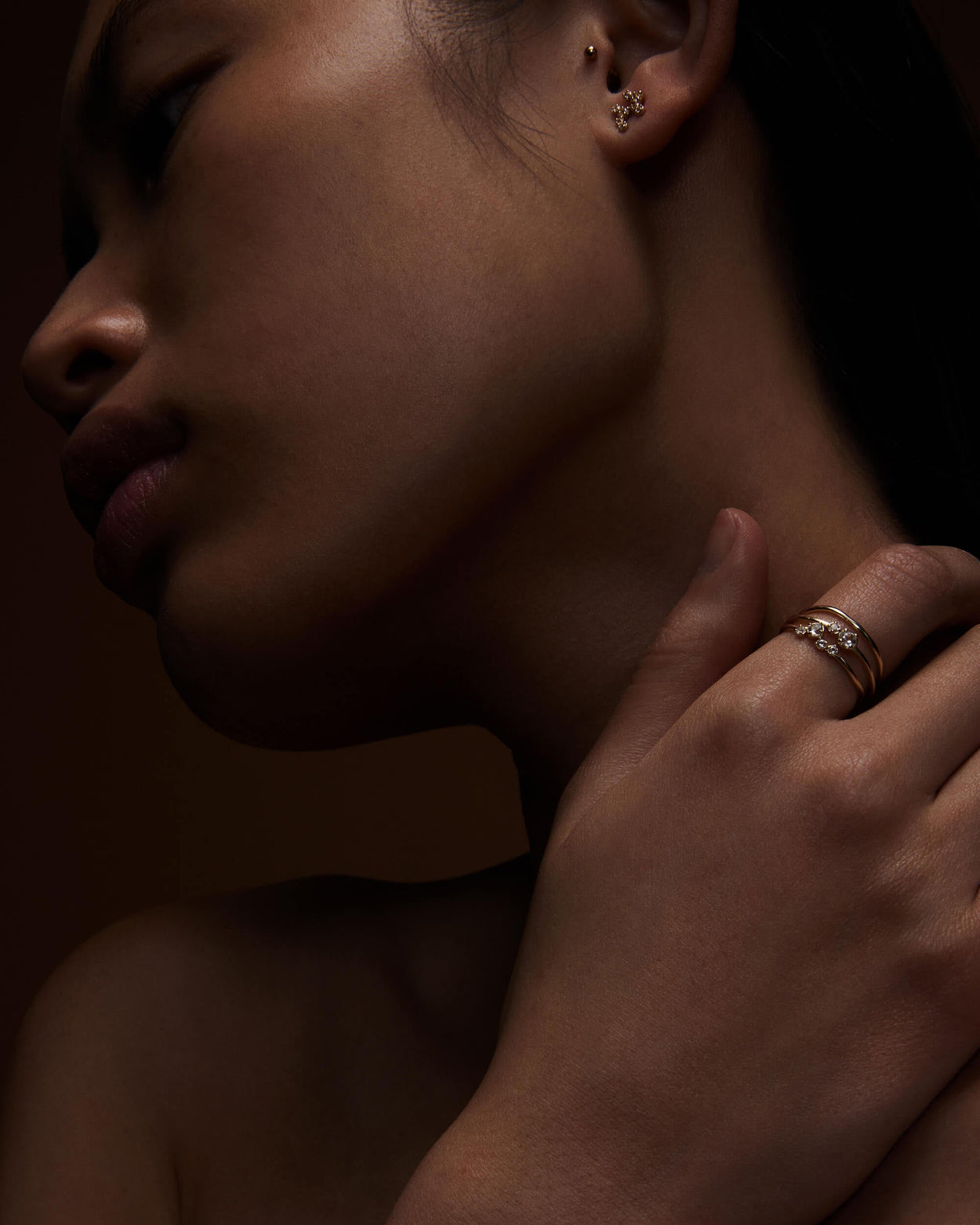 VALENCIA TOPAZ STUDS (9K GOLD)