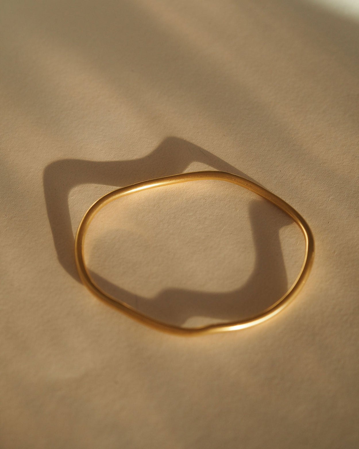 BOTANICA BANGLE (18K GOLD PLATED)