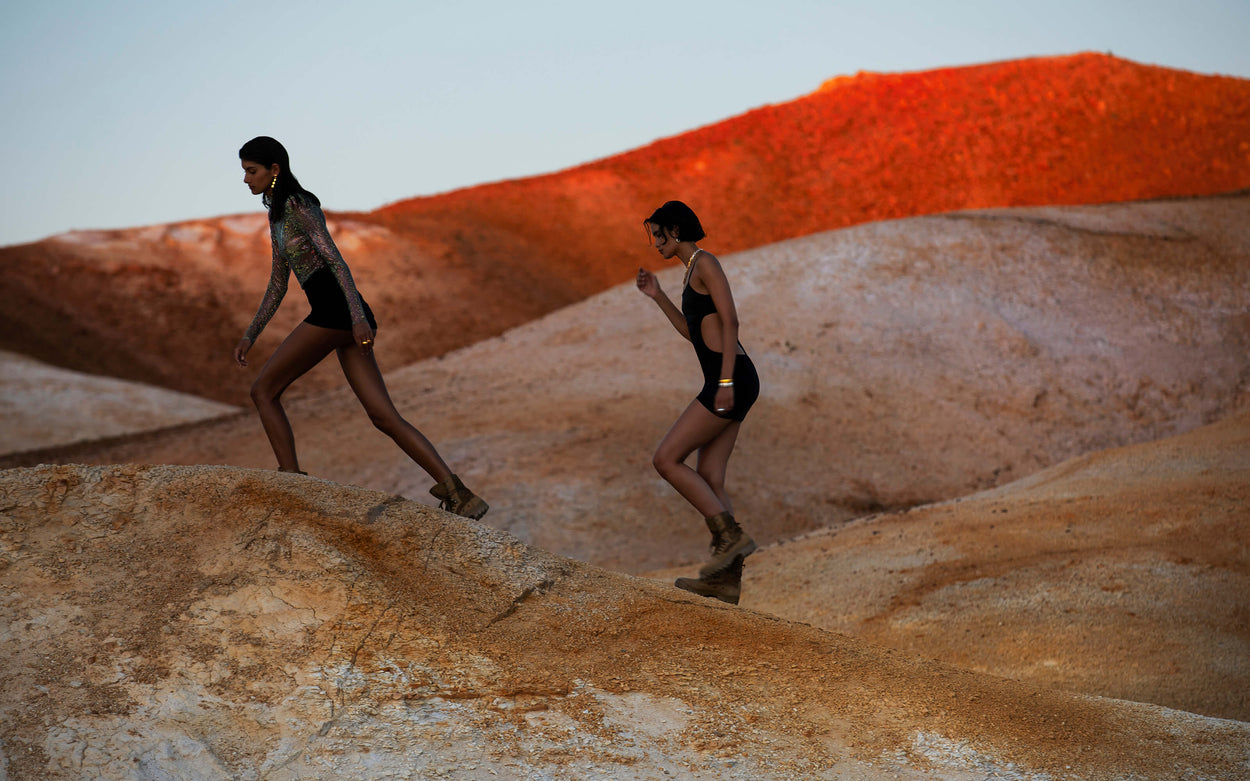 ESSENCE HOOPS SMALL (18K GOLD PLATED) IMAGE 5