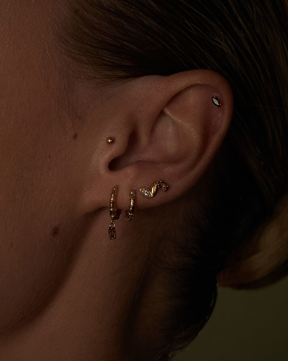 DECO SMOKEY QUARTZ HOOPS (18K GOLD PLATED) IMAGE 3