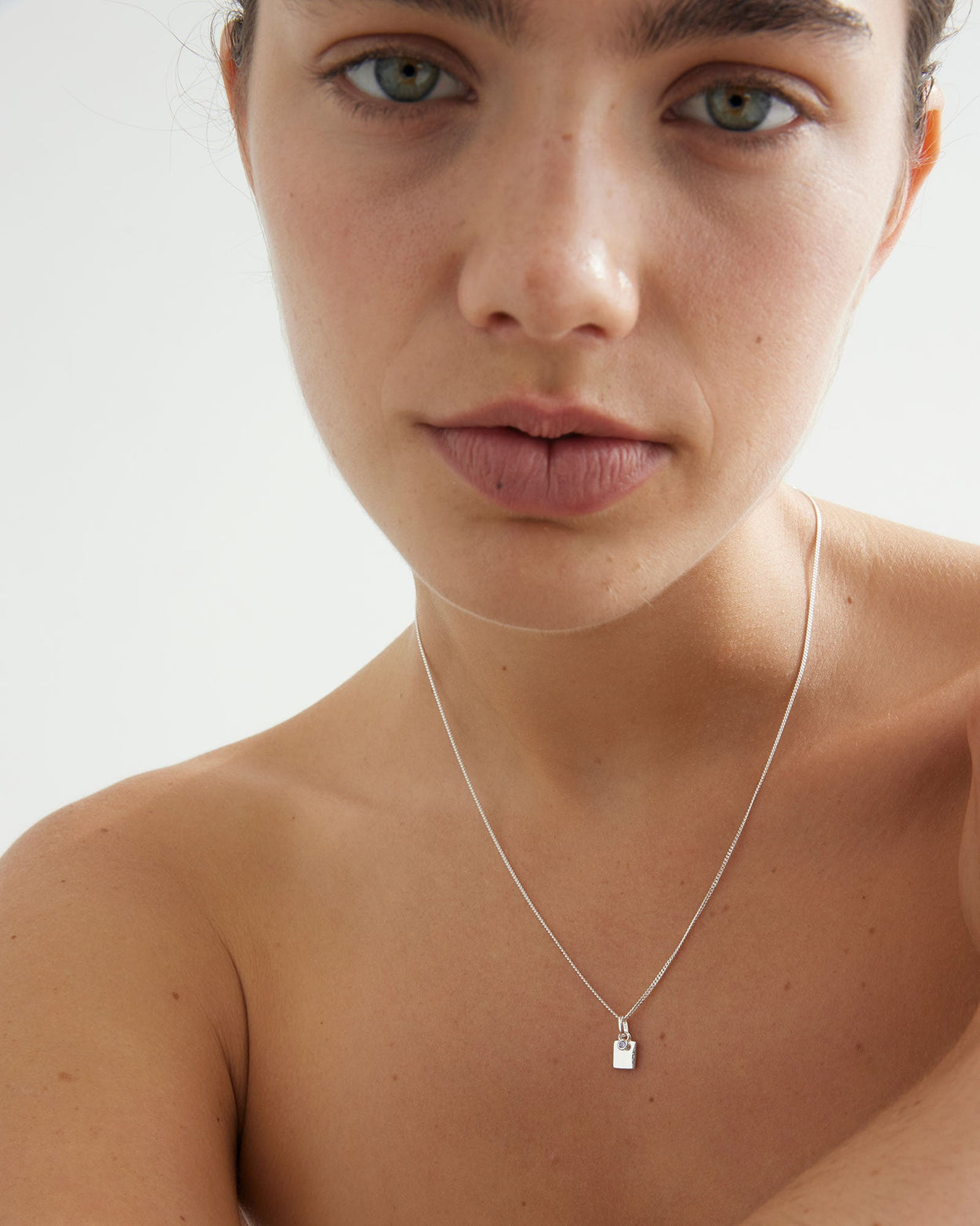 ENGRAVABLE BIRTHSTONE NECKLACE (STERLING SILVER) IMAGE 3