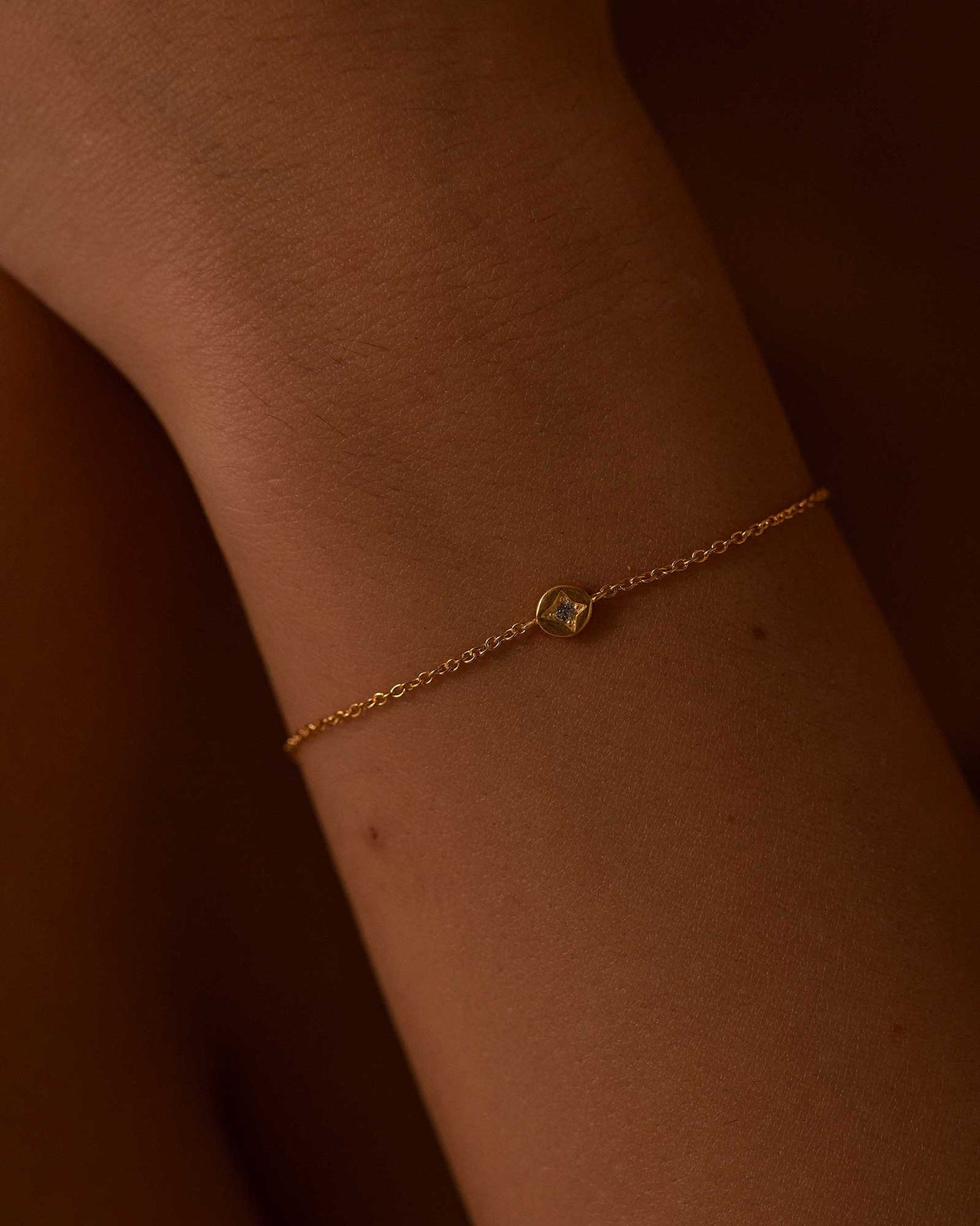 LUNA BRACELET (18K GOLD PLATED)