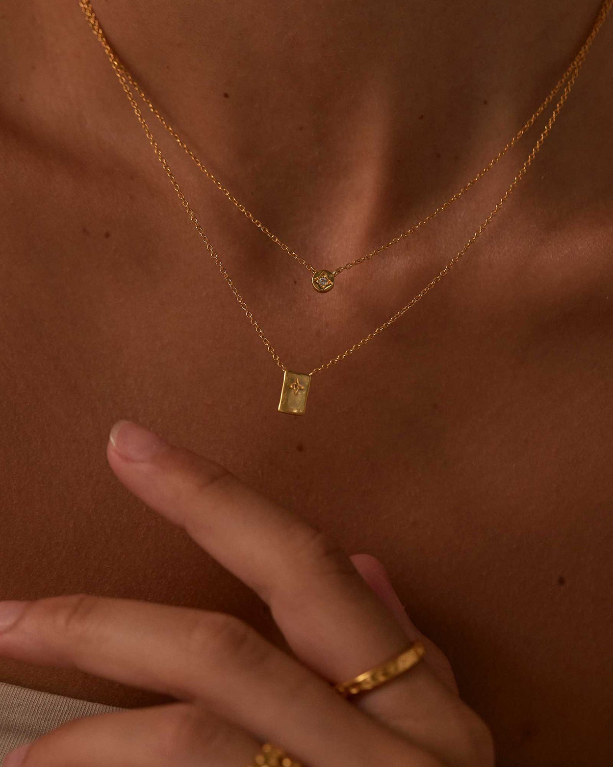 LUNA PETITE NECKLACE (18K GOLD VERMEIL)