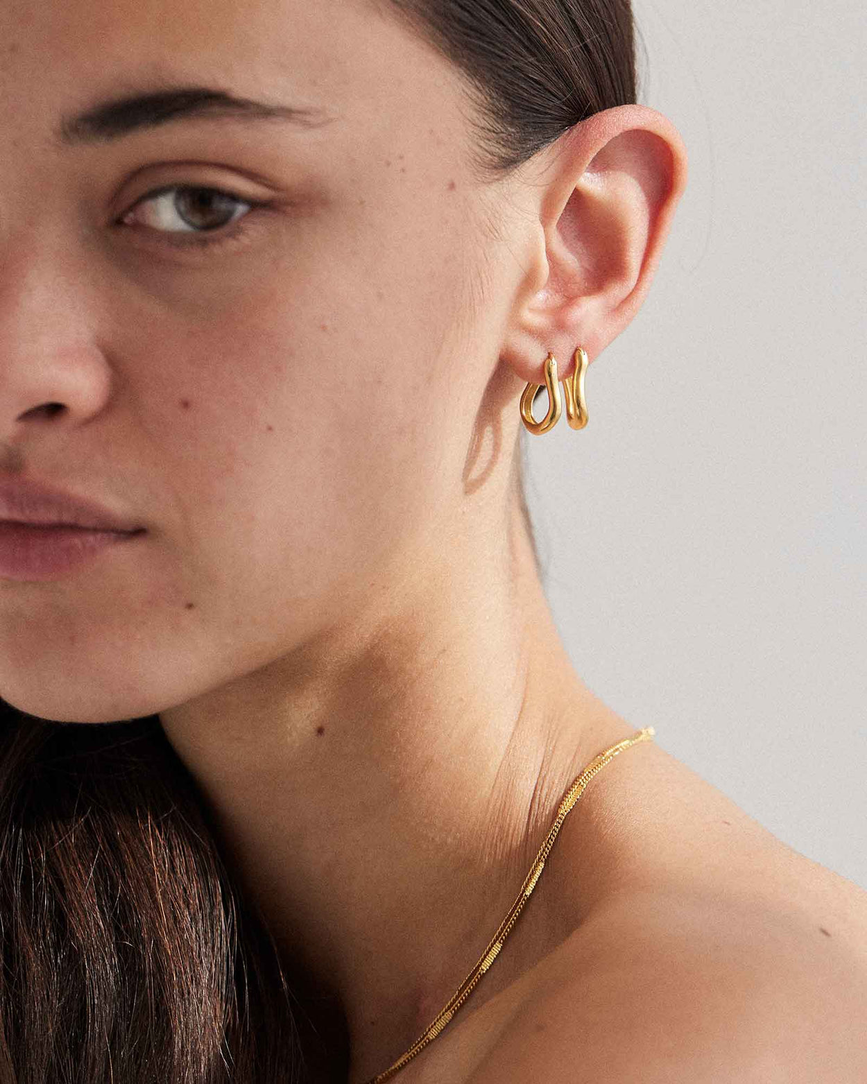 ECHO HOOPS (18K GOLD PLATED)