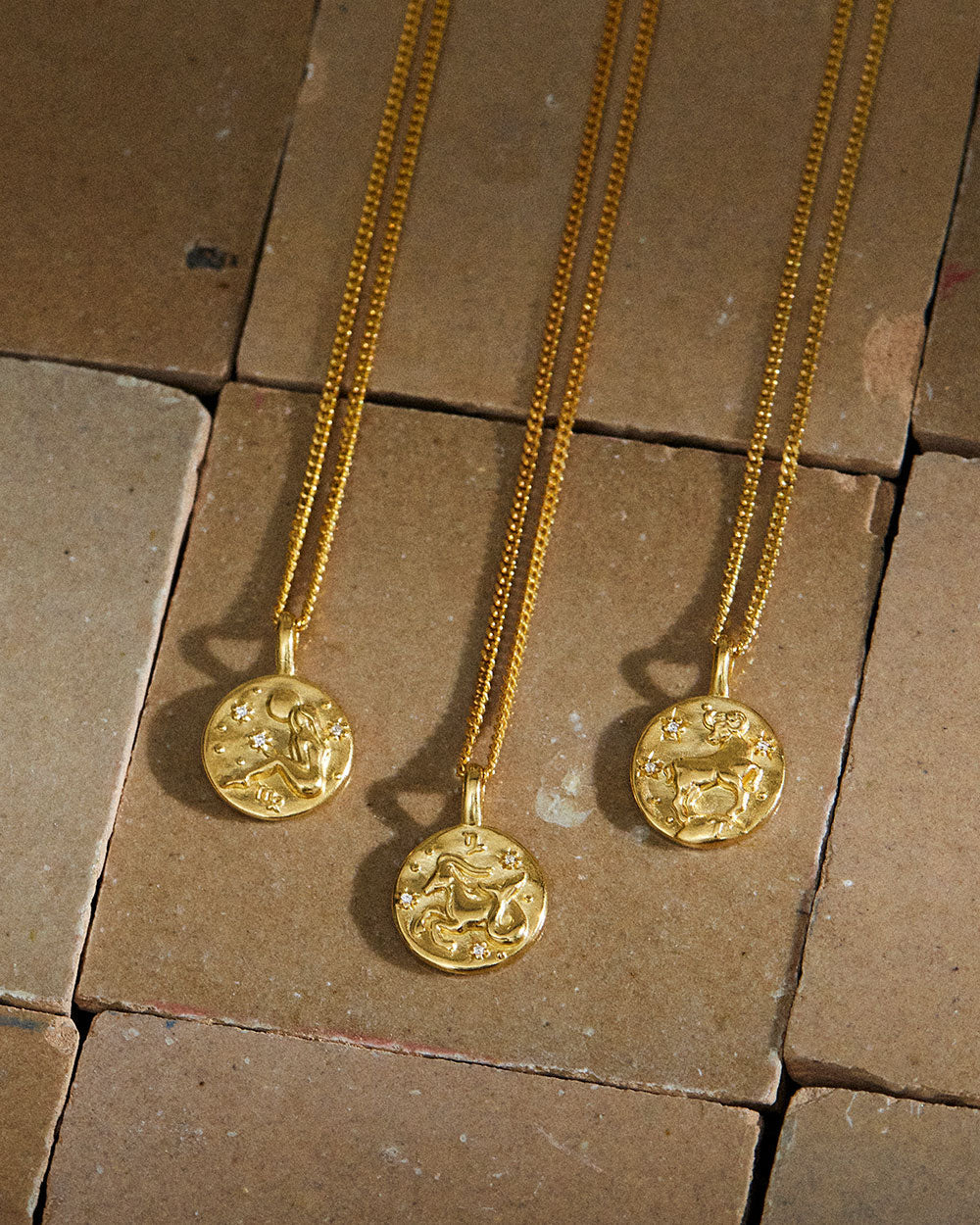 VIRGO PETITE ZODIAC (18K GOLD VERMEIL) IMAGE 2