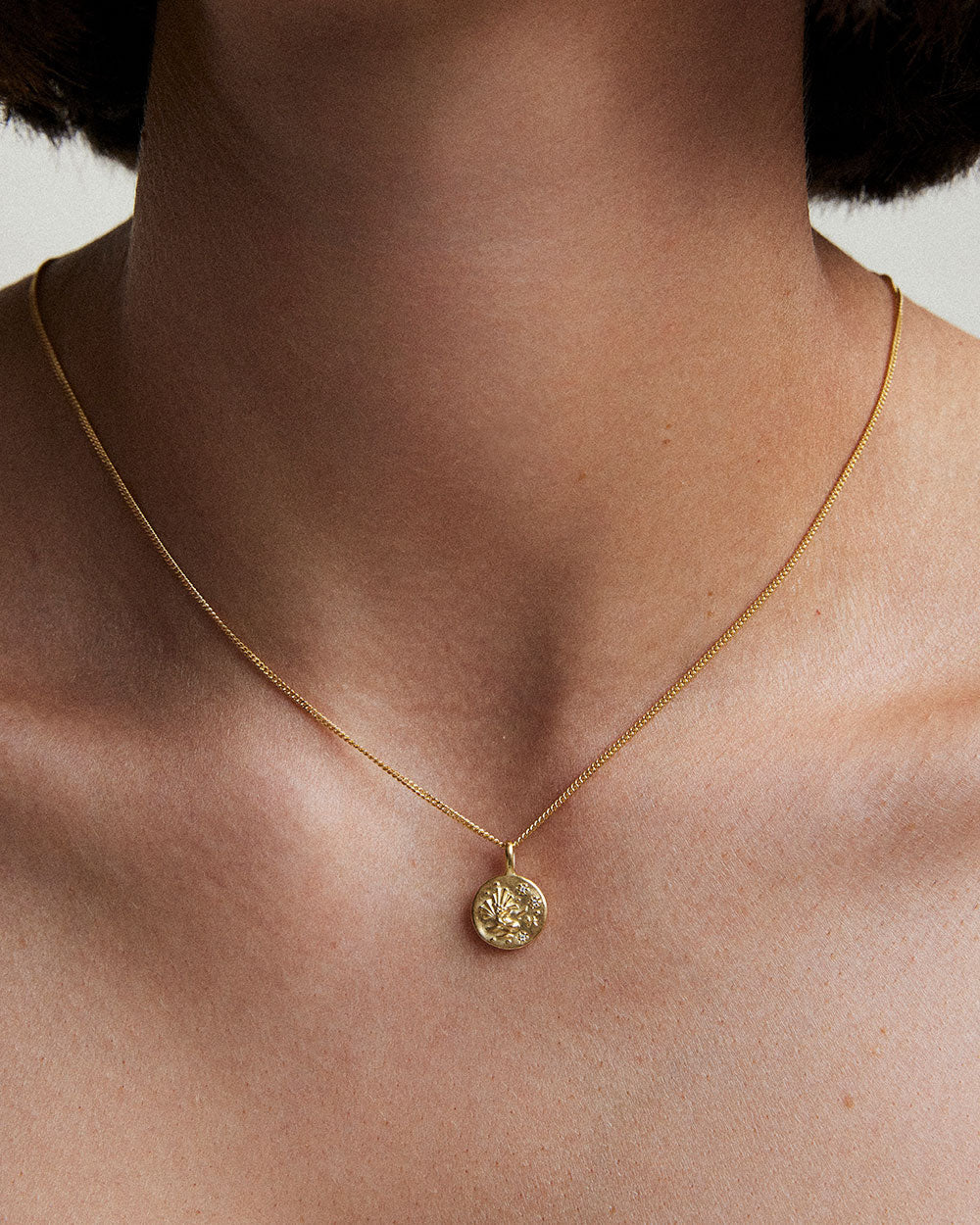 PISCES PETITE ZODIAC NECKLACE (18K GOLD VERMEIL) IMAGE 2