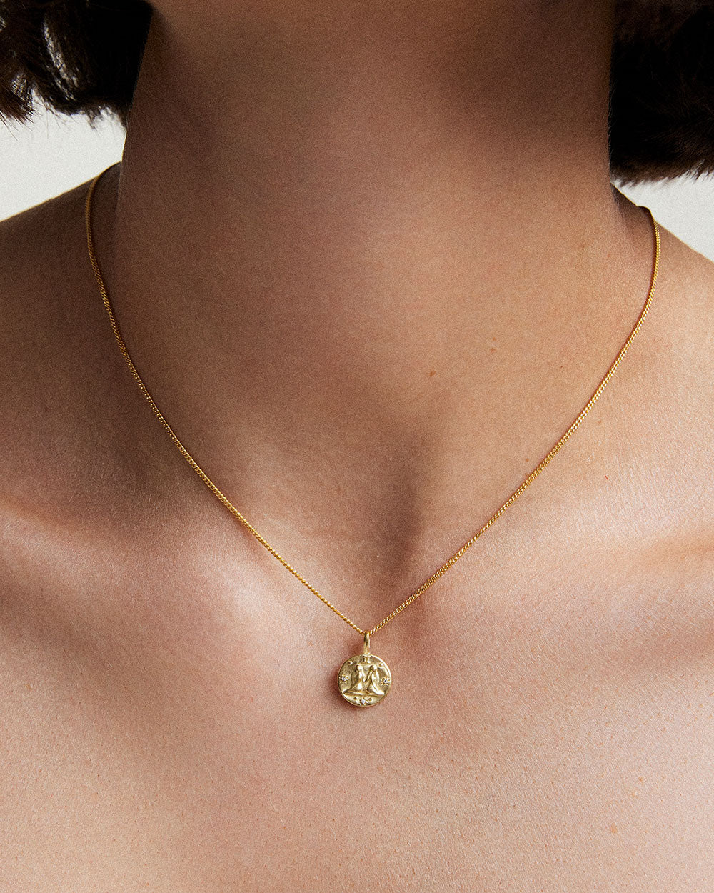 GEMINI PETITE ZODIAC (18K GOLD VERMEIL) IMAGE 3