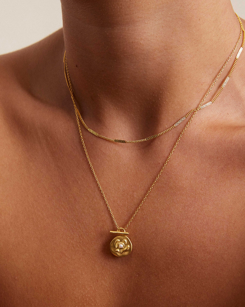 VACANZA COIN NECKLACE (18K GOLD VERMEIL) IMAGE 6