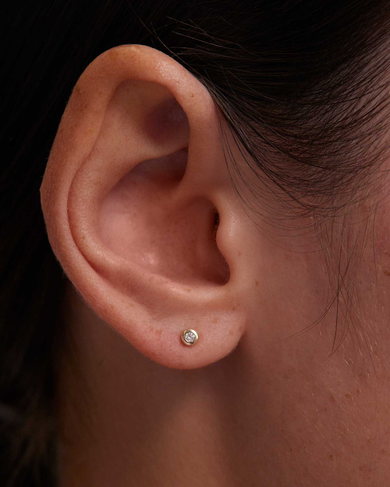 PETITE DIAMOND STUDS (9K GOLD) IMAGE 3