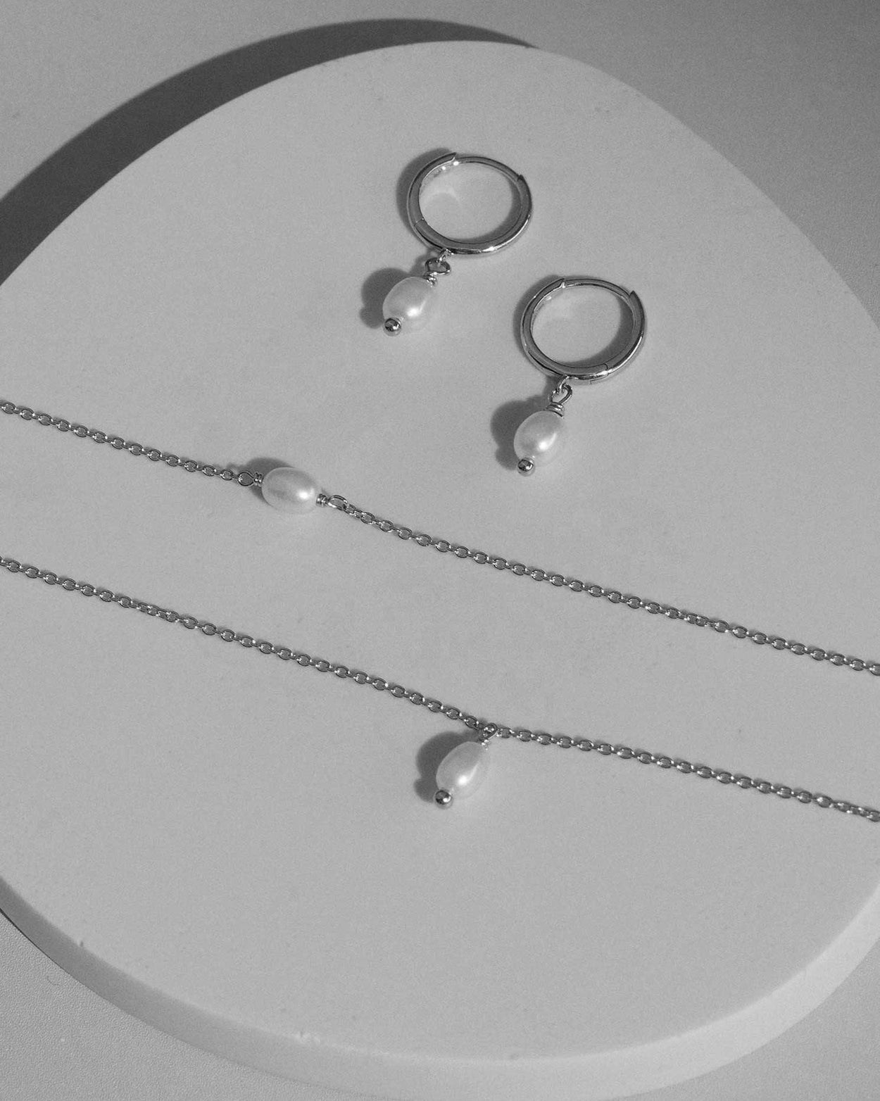 CLASSIC PEARL BRACELET (STERLING SILVER) IMAGE 4