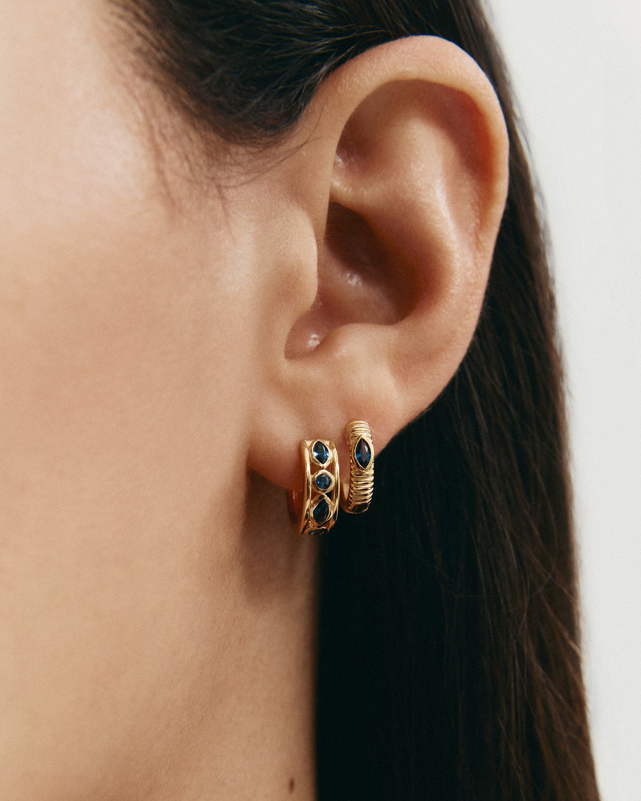 INK TEXTURE HOOPS (18K GOLD PLATED) IMAGE 2