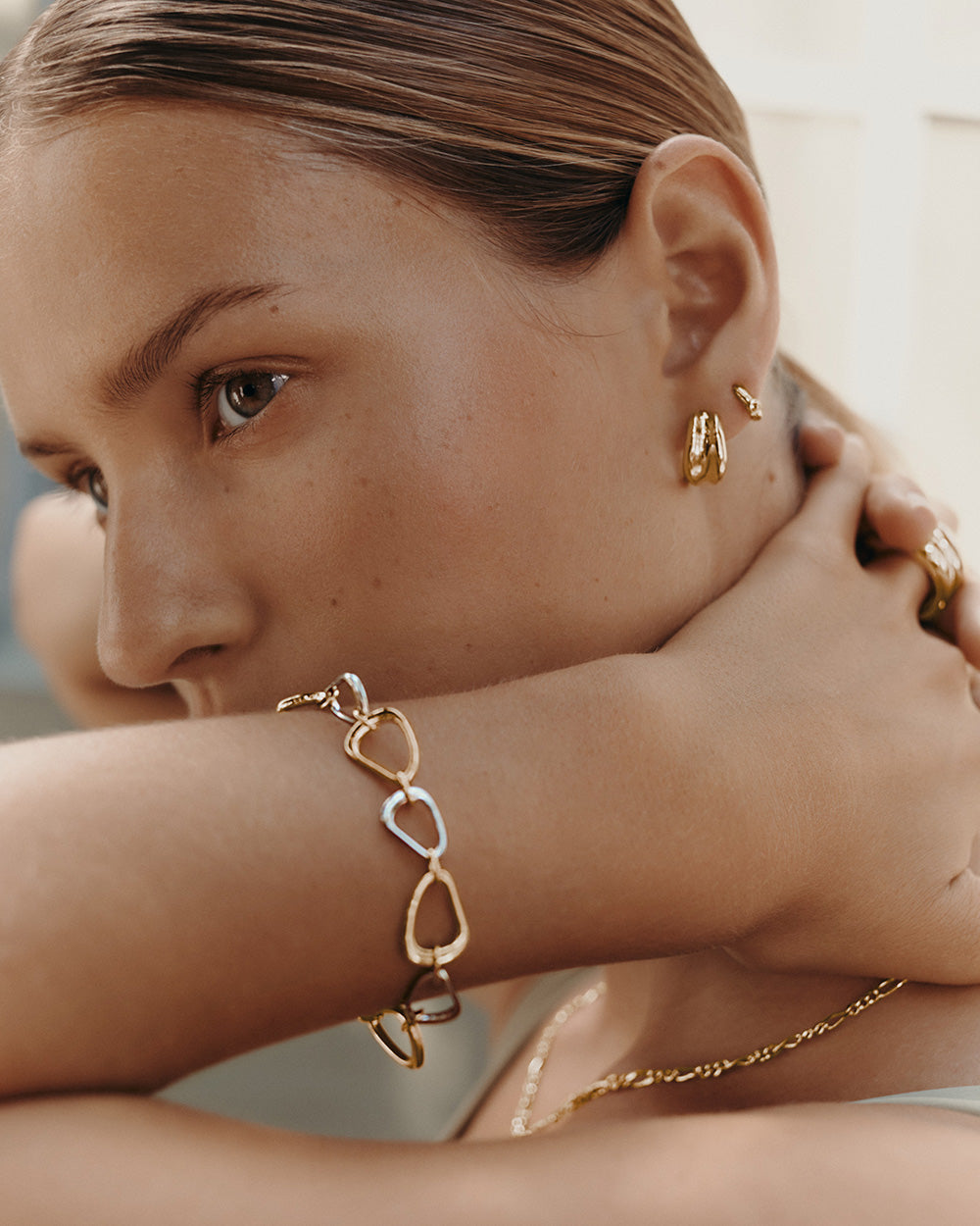 STILLNESS TOPAZ HOOPS (18K GOLD PLATED) IMAGE 2