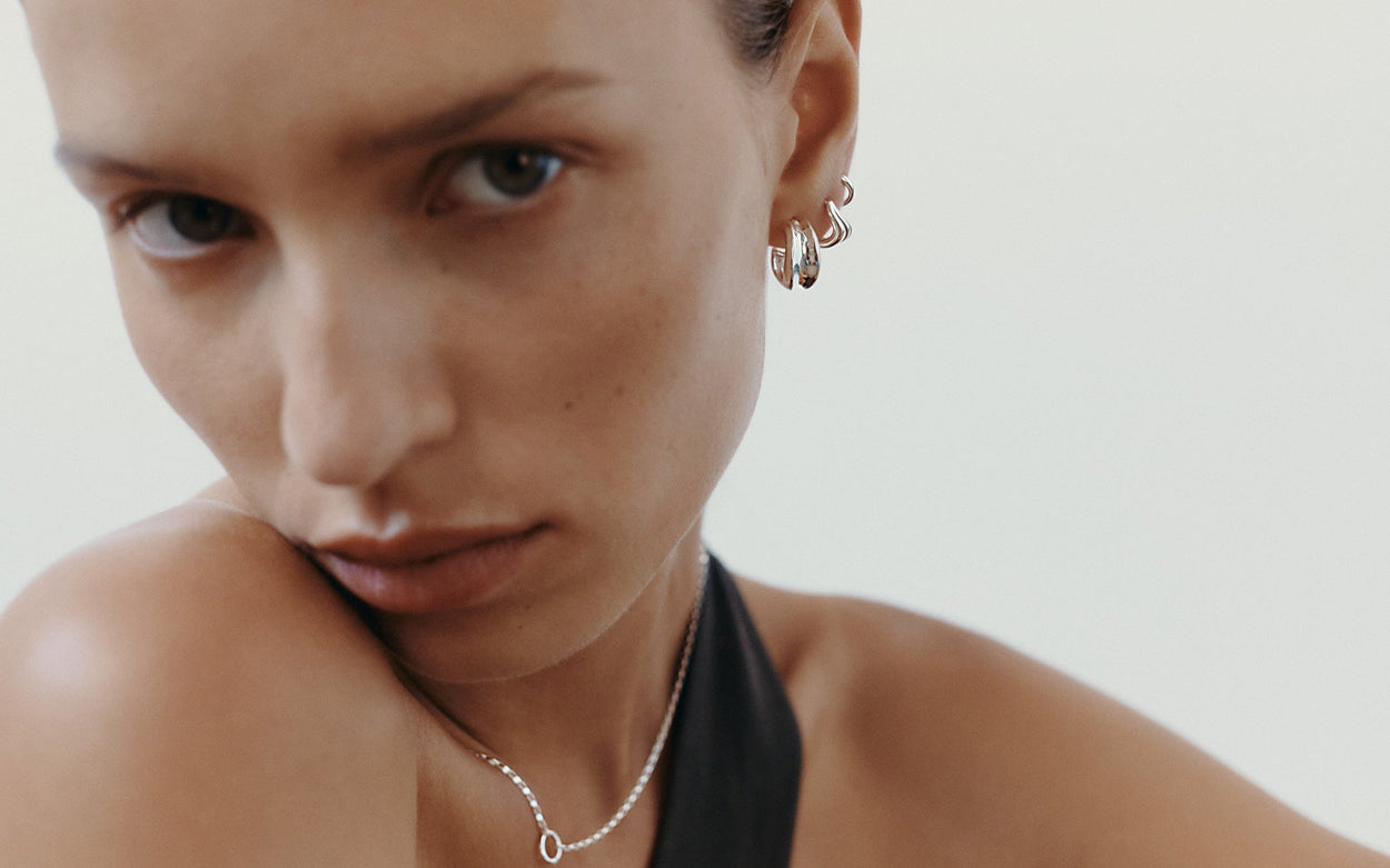 PRESENCE HOOPS (STERLING SILVER)