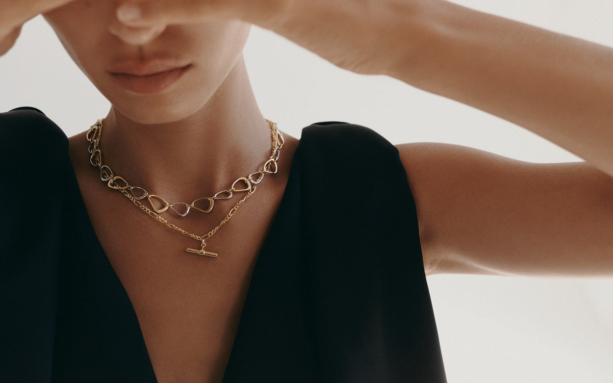 RHYTHM T-BAR NECKLACE (18K GOLD PLATED) IMAGE 5