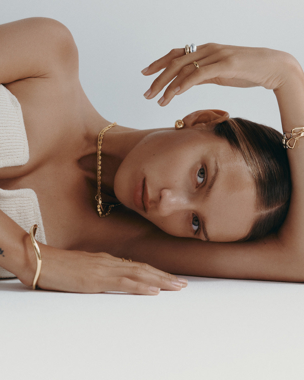 PRESENCE BANGLE (18K GOLD PLATED) IMAGE 2