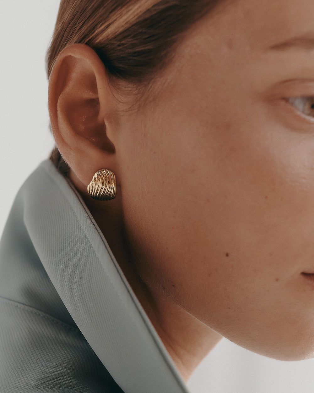RISE OVERSIZED STUDS (18K GOLD PLATED)