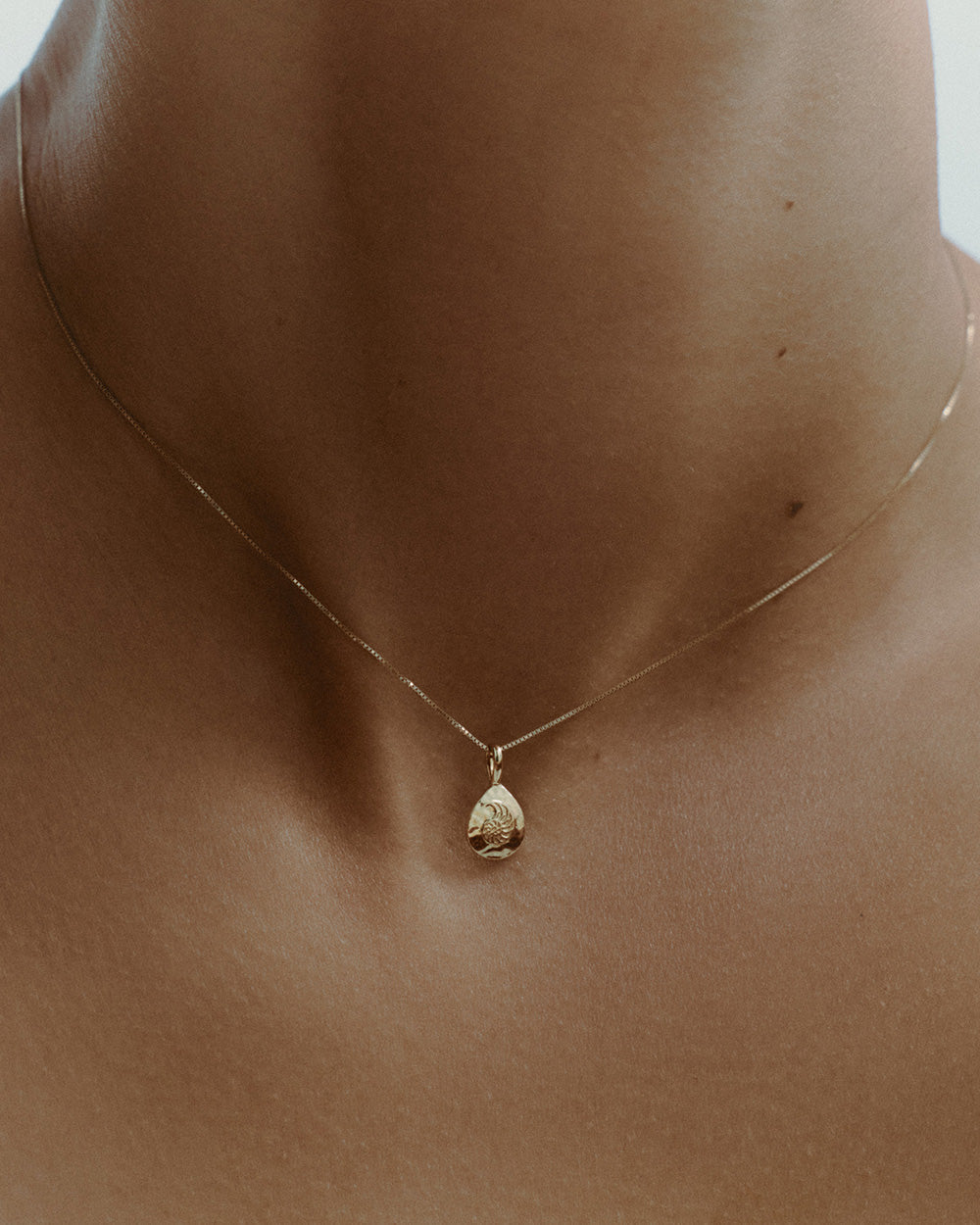 GOLDEN RATIO CHARM (9K GOLD) IMAGE 2