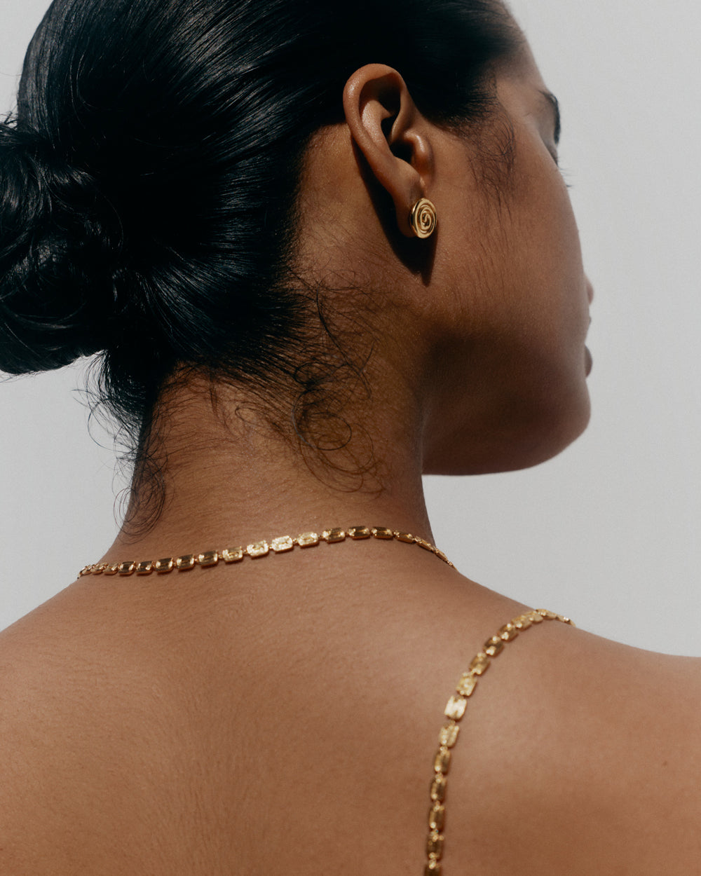 TEMPO OVERSIZED STUDS (18K GOLD PLATED) IMAGE 5