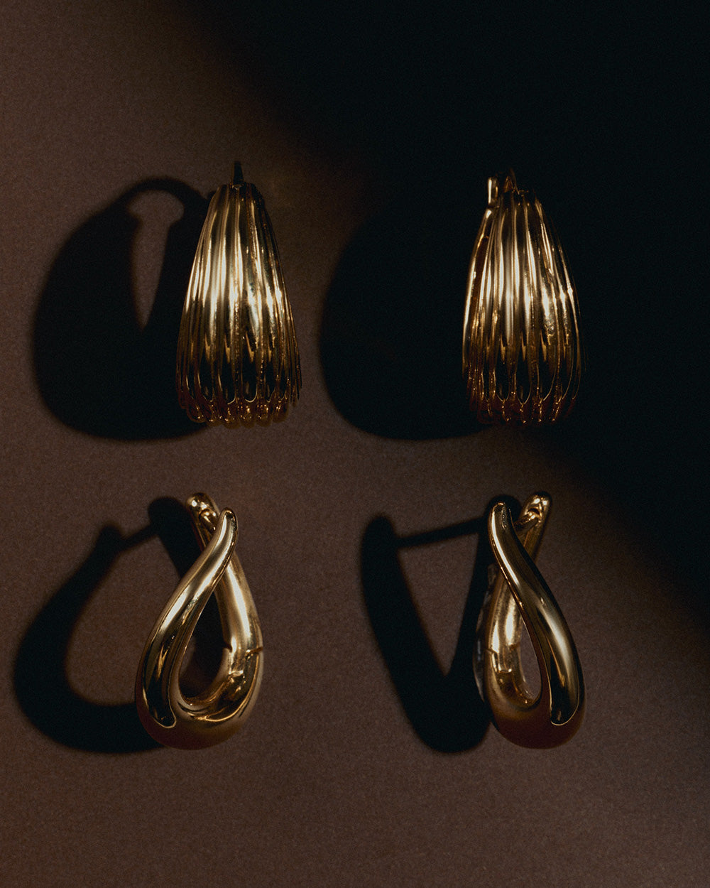 MONDO HOOPS (18K GOLD PLATED) IMAGE 3