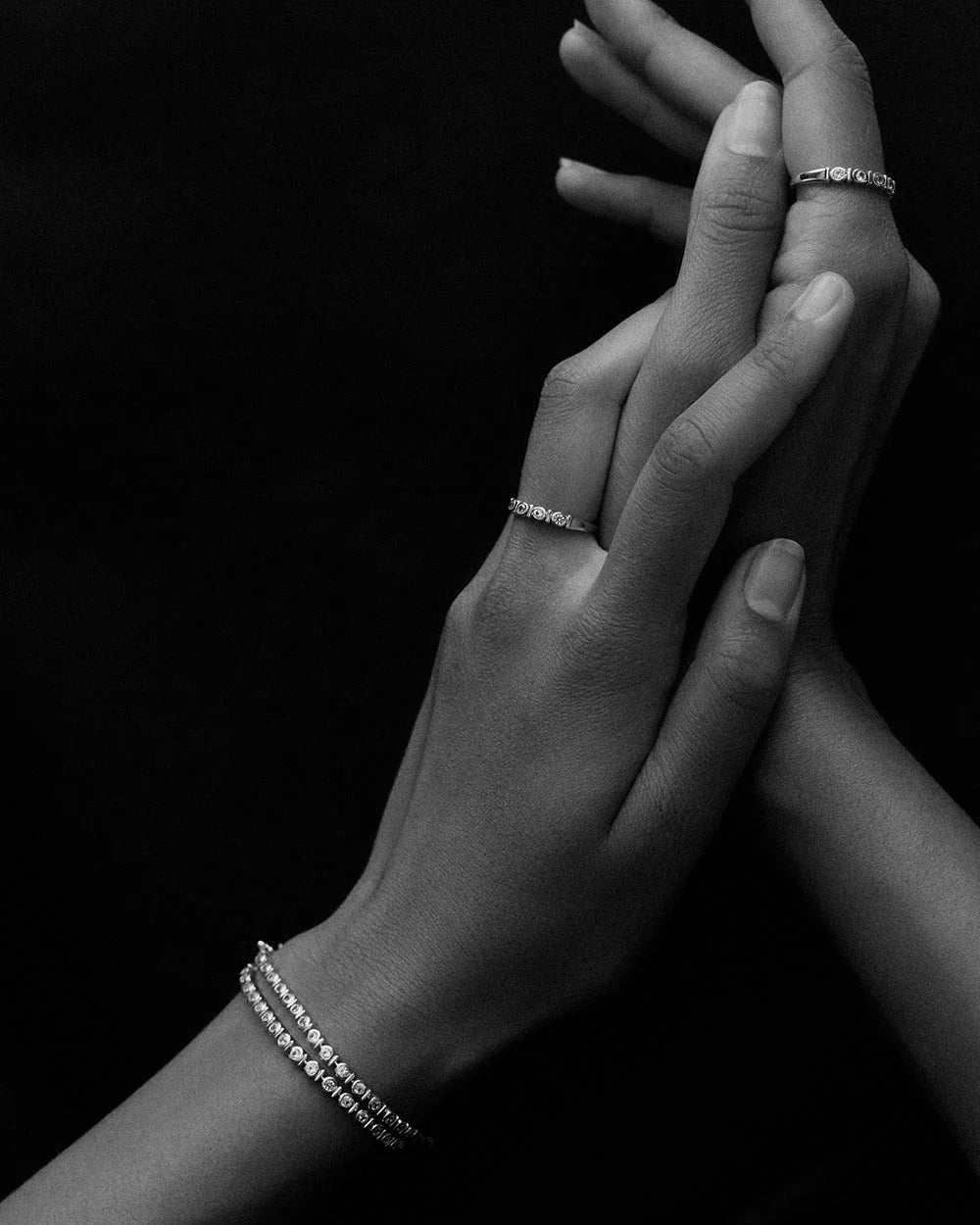 VALE TENNIS RING (STERLING SILVER)