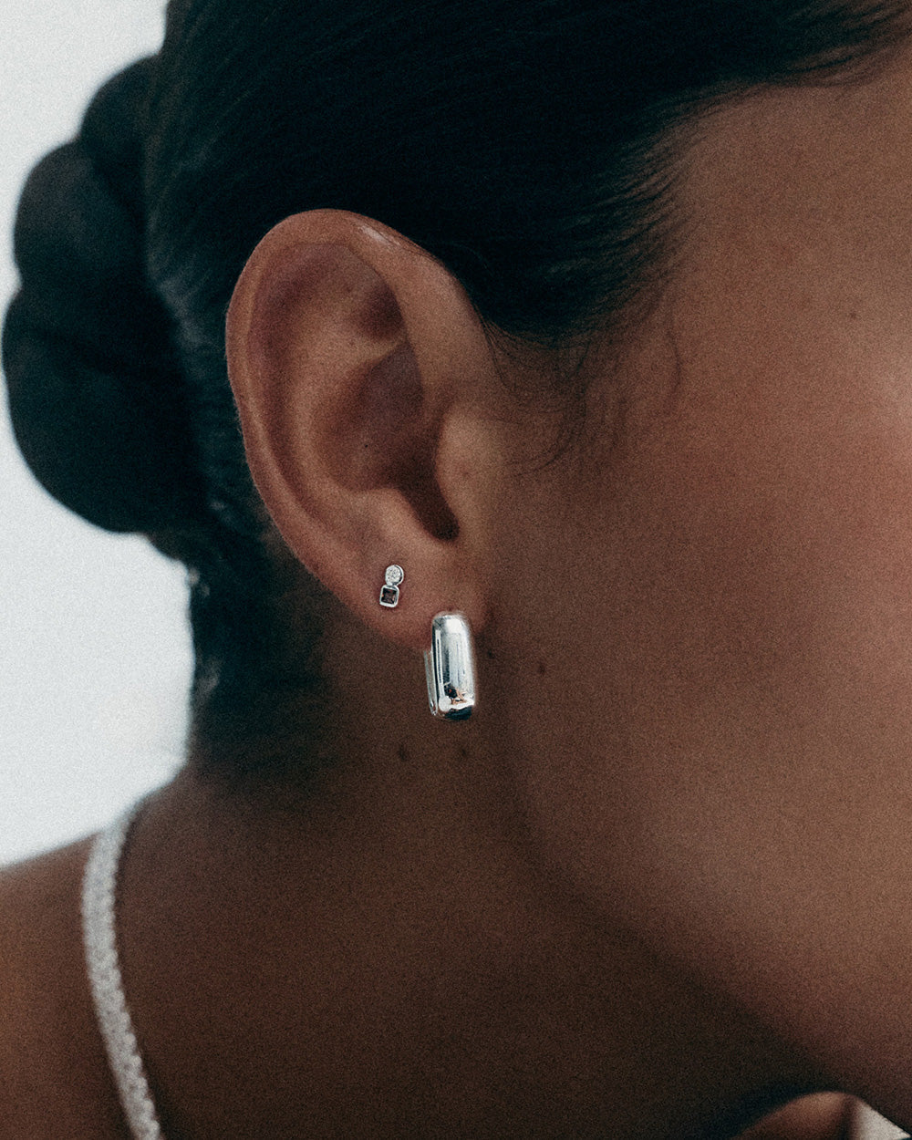 SYMPHONY HOOPS MEDIUM (STERLING SILVER)
