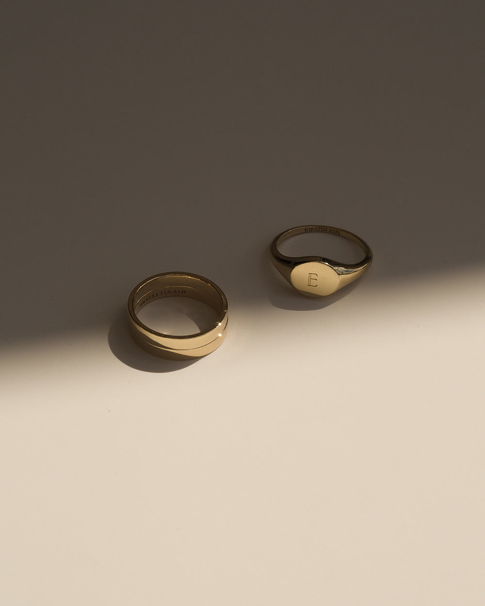 CLASSIC SIGNET RING (9K GOLD) IMAGE 4
