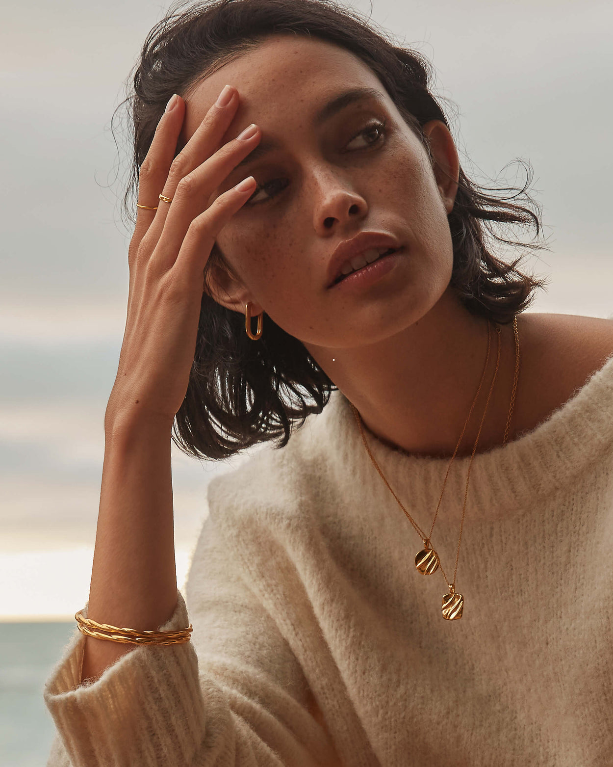 EMBRACE HOOPS (18K GOLD PLATED) IMAGE 3