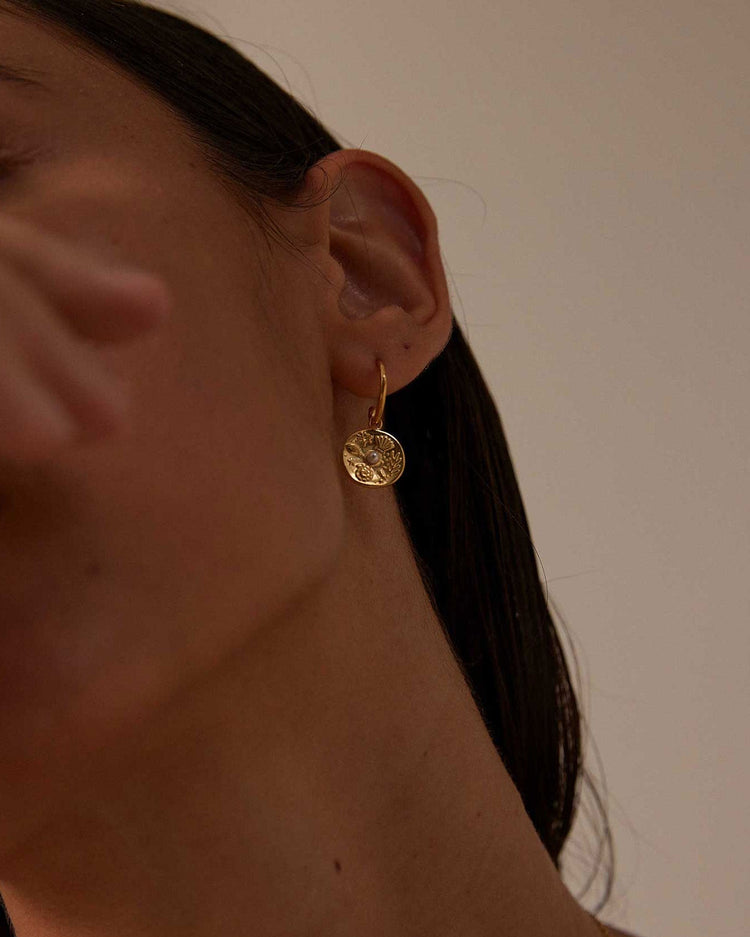 BY THE SEA HOOPS (18K GOLD PLATED) IMAGE 2