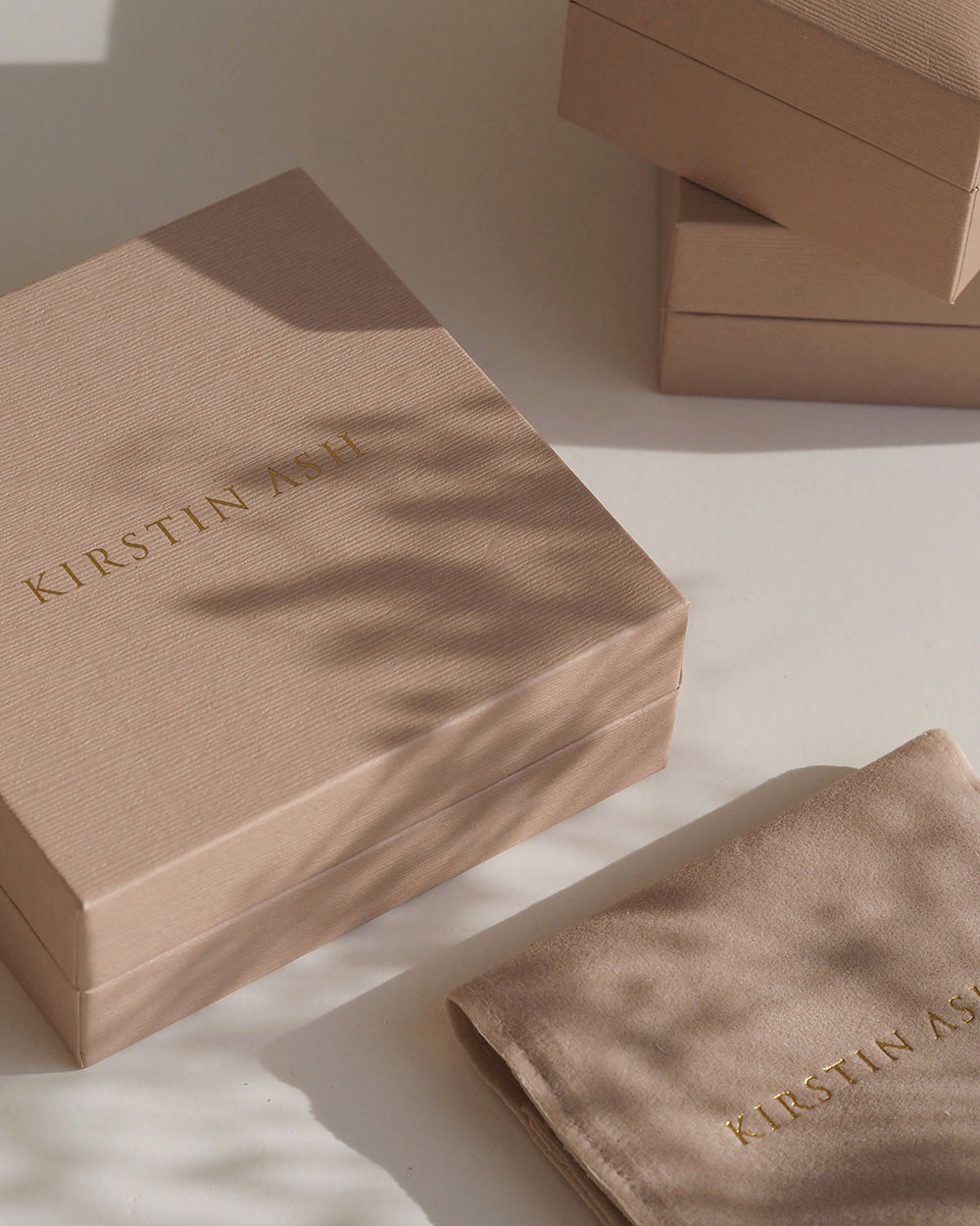 STILLNESS HUGGIES (18K GOLD PLATED)